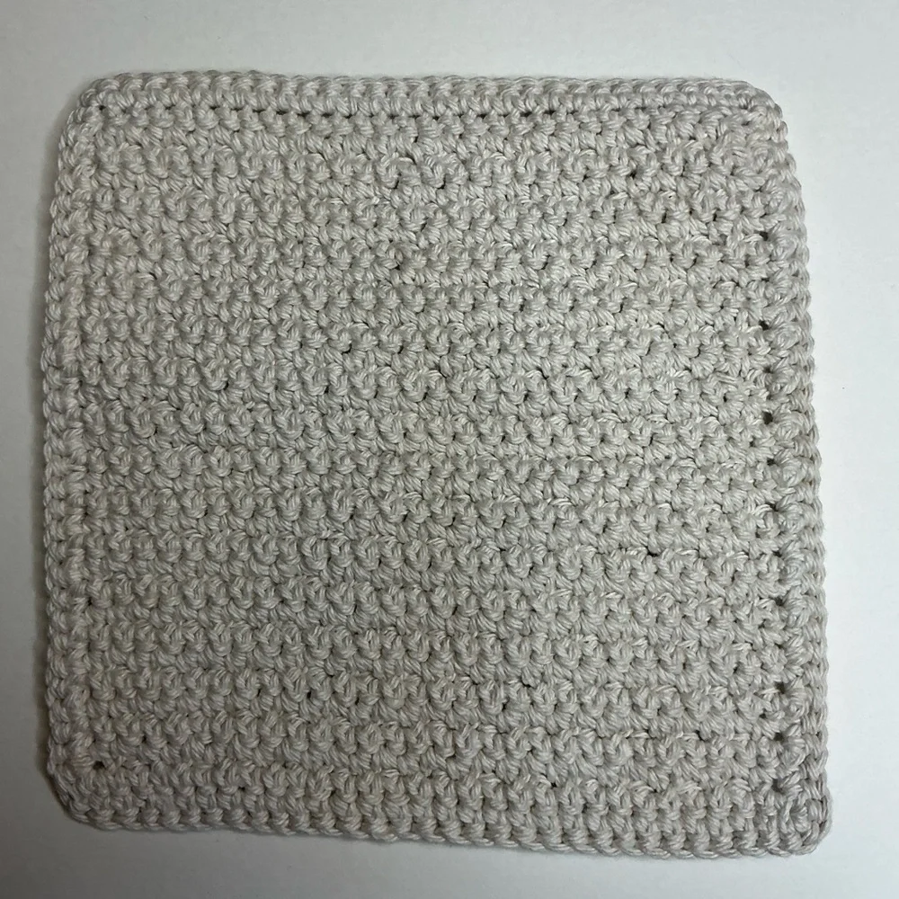 Pair of Crochet Dotty Dishcloth Washcloths Cream Cotton Handcrafted‎ Handmade
